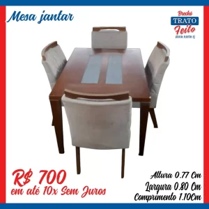 Mesa de jantar com 4 cadeiras