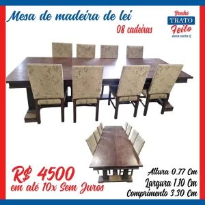 Mesa de madeira com 08 cadeiras