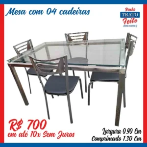 Mesa com 04 cadeiras