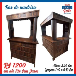 Bar de madeira