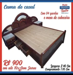 Cama casal de madeira com mesas de cabeceira e 4 gavetões