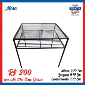 Mesa de ferro tapô de vidro