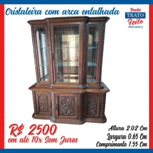Cristaleira com arca