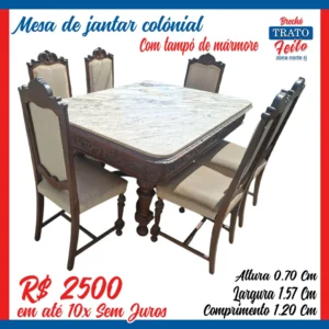 Mesa colônial com tampô de mármore
